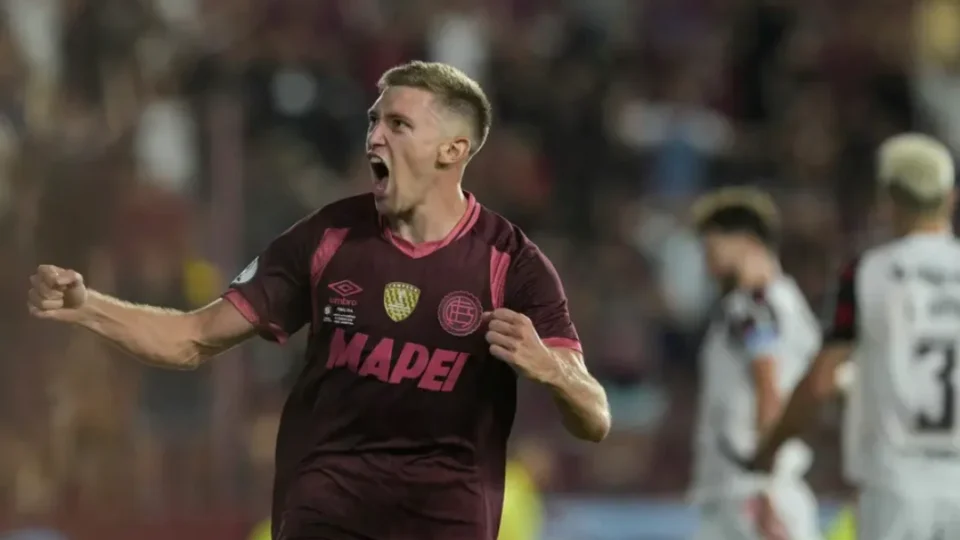 Lanús supera Flamengo na Argentina e assume vantagem na decisão da Recopa