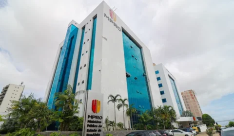 Ministério Público denuncia estudante acusado de matar professora a facadas em Porto Velho