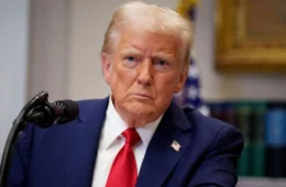 Suprema Corte dos EUA derruba tarifaço de Trump e nova tarifa global de 10% entra em vigor