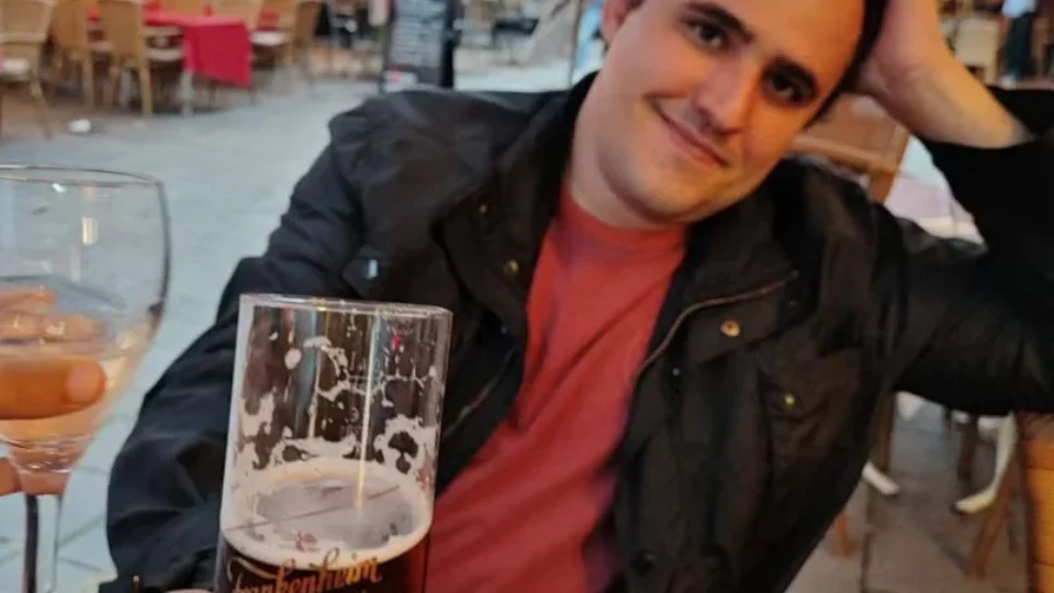 Brasileiro Rodrigo Rocco morre após cair em canal em Amsterdã