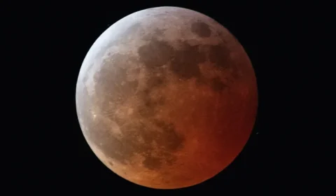 “Lua de Sangue”: eclipse lunar total poderá ser visto no Brasil na madrugada de terça-feira