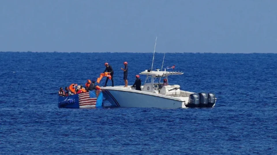 Cuba afirma ter matado quatro pessoas após confronto com lancha dos EUA