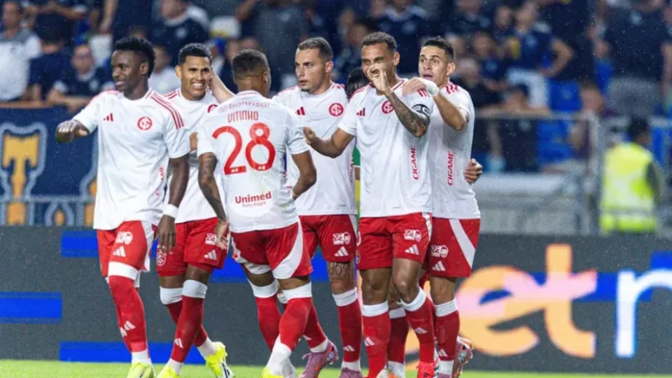 Remo e Internacional empatam no Mangueirão pelo Brasileirão