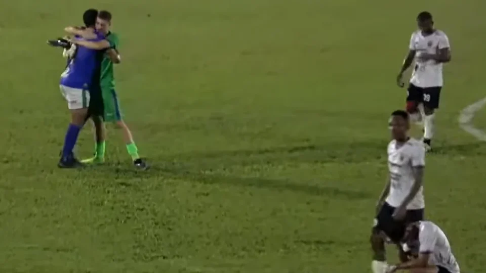 Rondoniense vence o Barcelona e garante vaga nas semifinais do Estadual