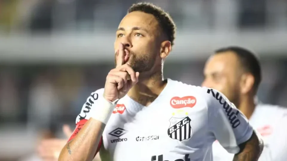 Com dois de Neymar, Santos vence o Vasco e conquista primeira vitória no Brasileirão