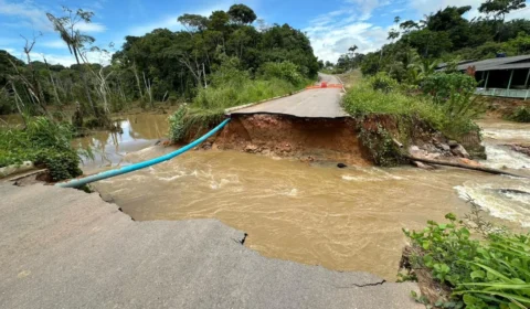 Cratera interdita trecho da Estrada de Santo Antônio em Porto Velho
