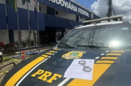 PRF cumpre dois mandados de prisão durante fiscalizações na BR-364 em Rondônia