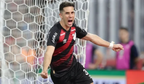 Athletico atropela o Botafogo na Baixada com show de Viveros e Esquivel