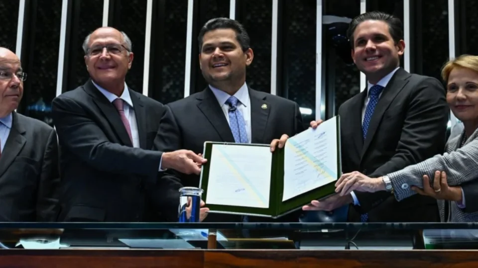 Congresso promulga acordo de livre comércio entre Mercosul e União Europeia