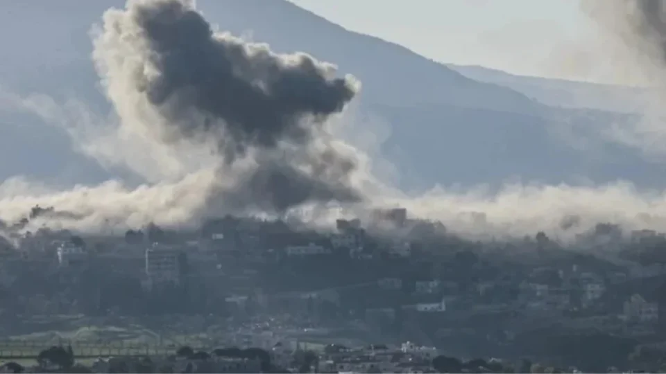 Israel volta a atacar Irã nesta sexta-feira