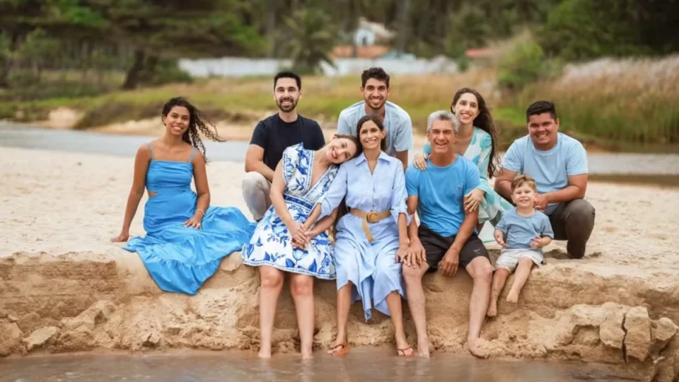 Filhos realizam ensaio fotográfico de despedida com a mãe antes de perda para o câncer