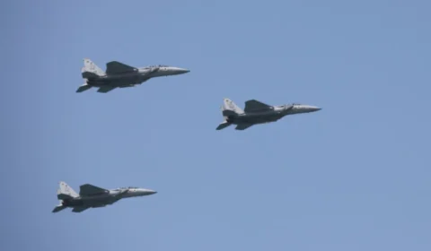 Defesa aérea do Kuwait abate por engano três caças dos EUA