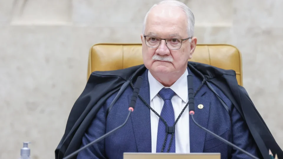 Supersalários entram na pauta e Fachin cria comissão no STF para discutir teto salarial