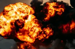 Filho de Ali Khamenei sobrevive a ataque de EUA e Israel e ganha força na sucessão no Irã, diz agência