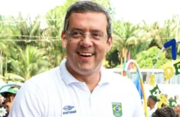 Prefeito afastado pelo STF anuncia pré-candidatura ao Governo do Amapá no mesmo dia