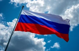 Putin declara apoio ao novo líder supremo do Irã após morte de Ali Khamenei em meio a ataques