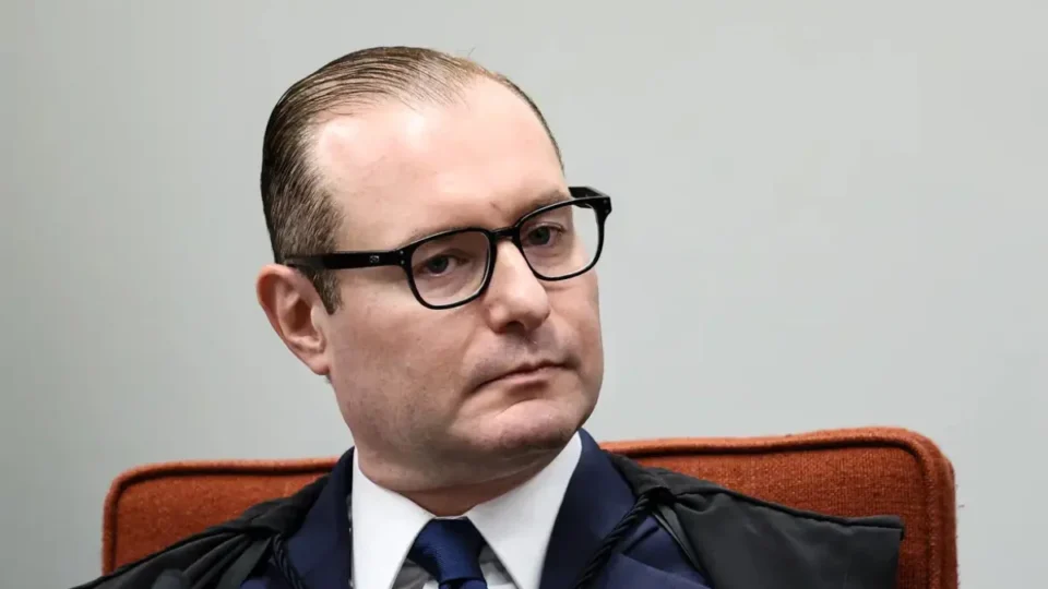 Zanin rejeita pedido de abertura de CPI para investigar Banco Master