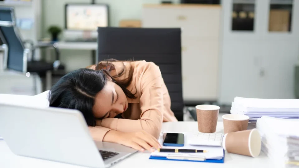 Brasil é o 2° país do mundo em casos de burnout e reforça alerta para a saúde mental nas empresas