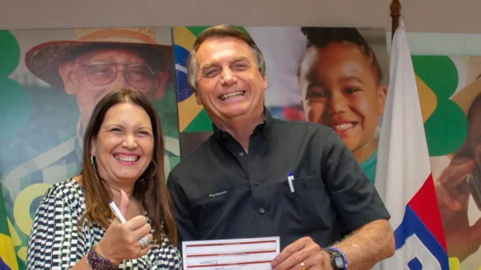 Deputada afirma que Bolsonaro ‘está muito melhor’