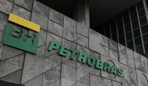 Plano para 2026 de Lula inclui possível volta da Petrobras à distribuição de combustíveis