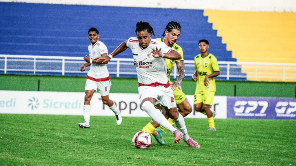 Rio Branco e Santa Cruz avançam à final do Estadual após vitórias decisivas no Acre