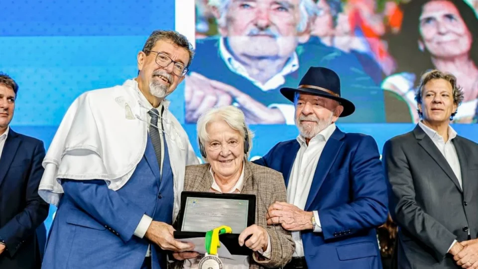 Lula defende uso estratégico de terras raras e reforça soberania da América do Sul