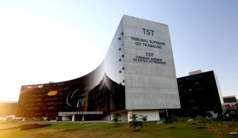 ‘Faz o L’ vira prova de assédio e TST mantém condenação de empresário
