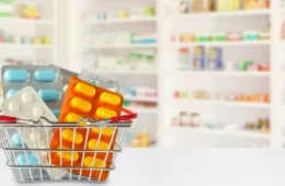 Nova lei autoriza farmácias dentro de supermercados em todo o país