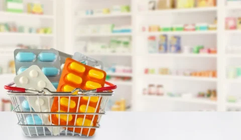 Nova lei autoriza farmácias dentro de supermercados em todo o país