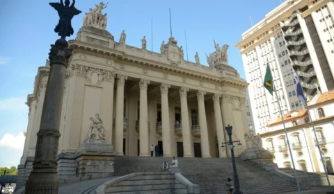 TJ-RJ anula eleição de Douglas Ruas para presidência da Alerj