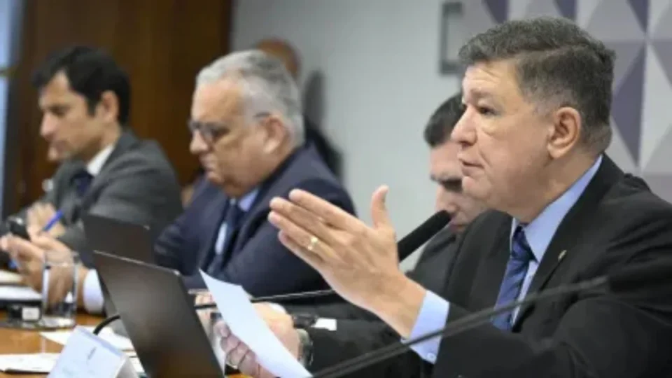 CPMI do INSS expõe relatório final em sessão nesta sexta (27)