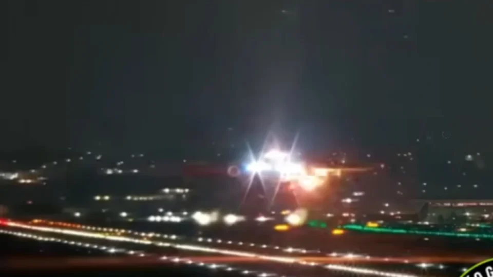 Turbina de avião explode após decolagem em Guarulhos e causa pânico