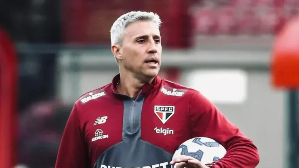 São Paulo anuncia demissão de Hernán Crespo