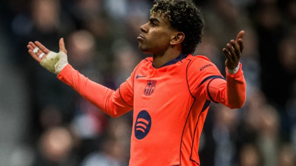 Barcelona empata com Newcastle nos acréscimos pela Champions