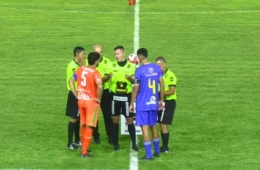 Guaporé e Rondoniense empatam em jogo de quatro gols