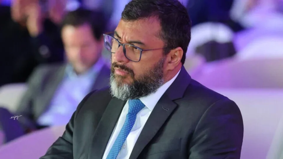 Wilson Lima estica a corda e usa a dúvida como estratégia com time eleitoral pronto