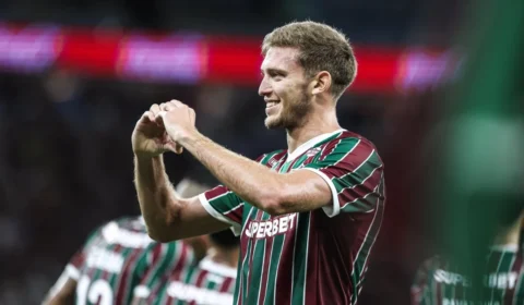Fluminense vence o Atlético-MG no Maracanã e sobe na tabela