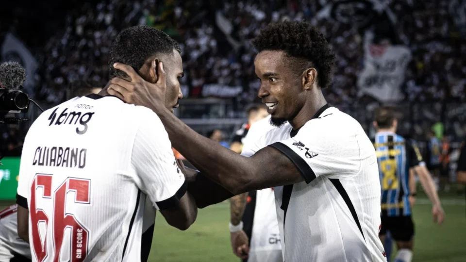Vasco vence o Grêmio em São Januário e mantém ascensão com Renato Gaúcho
