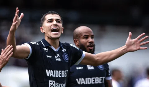 Remo goleia o Bahia de virada no Mangueirão e respira no Brasileirão