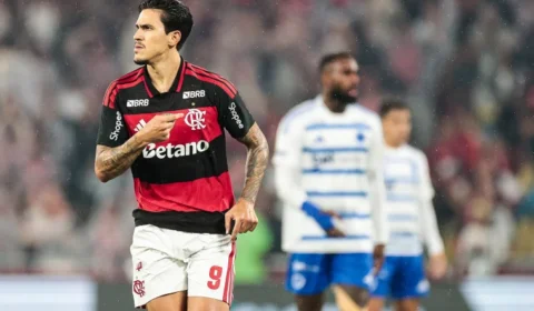 Flamengo vence o Cruzeiro por 2 a 0 no Maracanã