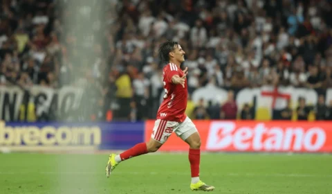 Inter vence em Itaquera e Corinthians demite Dorival Júnior após derrota