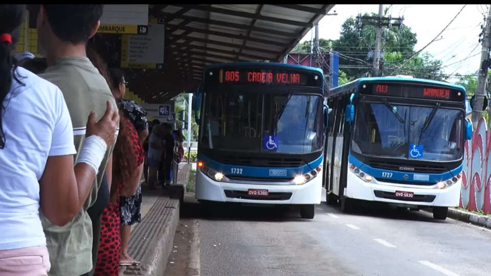 Transporte coletivo é retomado após paralisação e acordo emergencial no Acre