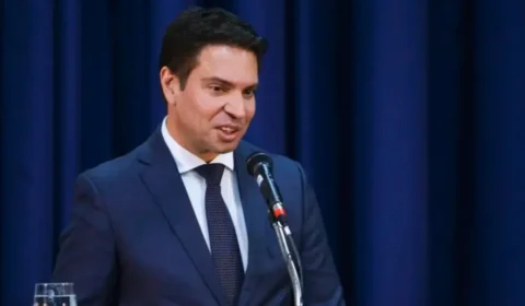 Aliados de Bolsonaro articulam missão ao exterior para acompanhar caso Ramagem