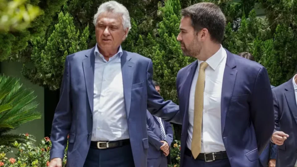 Leite muda o tom, parabeniza Caiado e prega diálogo após criticar decisão do PSD