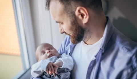 Nova lei amplia licença-paternidade no Brasil e começa a valer em 2027