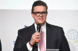 Wolney Queiroz desiste de candidatura e segue no governo Lula à frente da Previdência