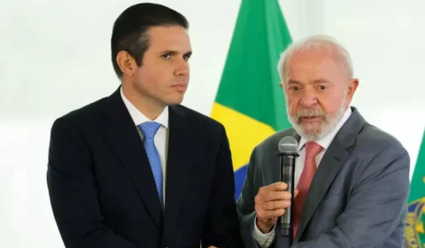 Hugo Motta acelera PEC da assistência social e acende alerta no governo