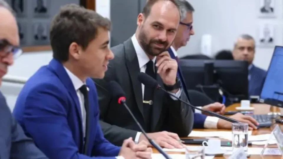 Eduardo Bolsonaro e Nikolas Ferreira trocam farpas; entenda