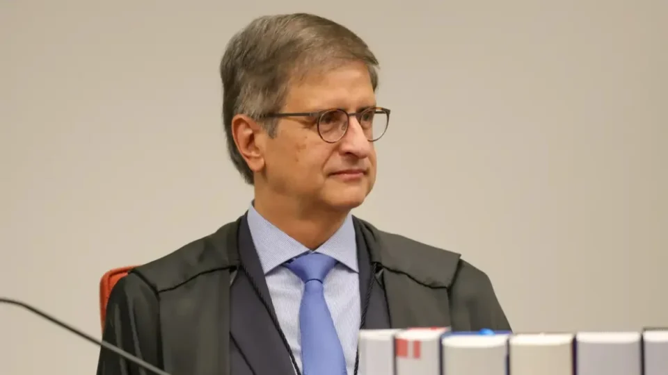 PGR defende eleições diretas no Rio e critica renúncia de Cláudio Castro