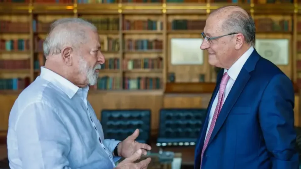 Lula recorda bastidores da escolha de Alckmin: ‘precisava de votos do outro lado’